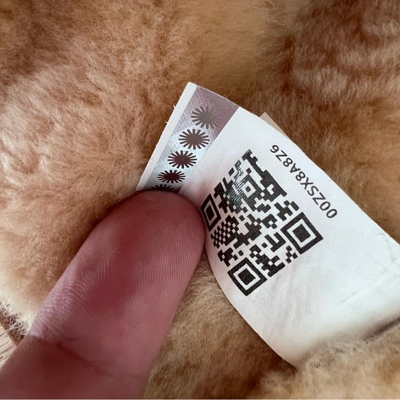 UGG belcloud brown leather tall winter duck boots size 6. - Picture 15 of 16